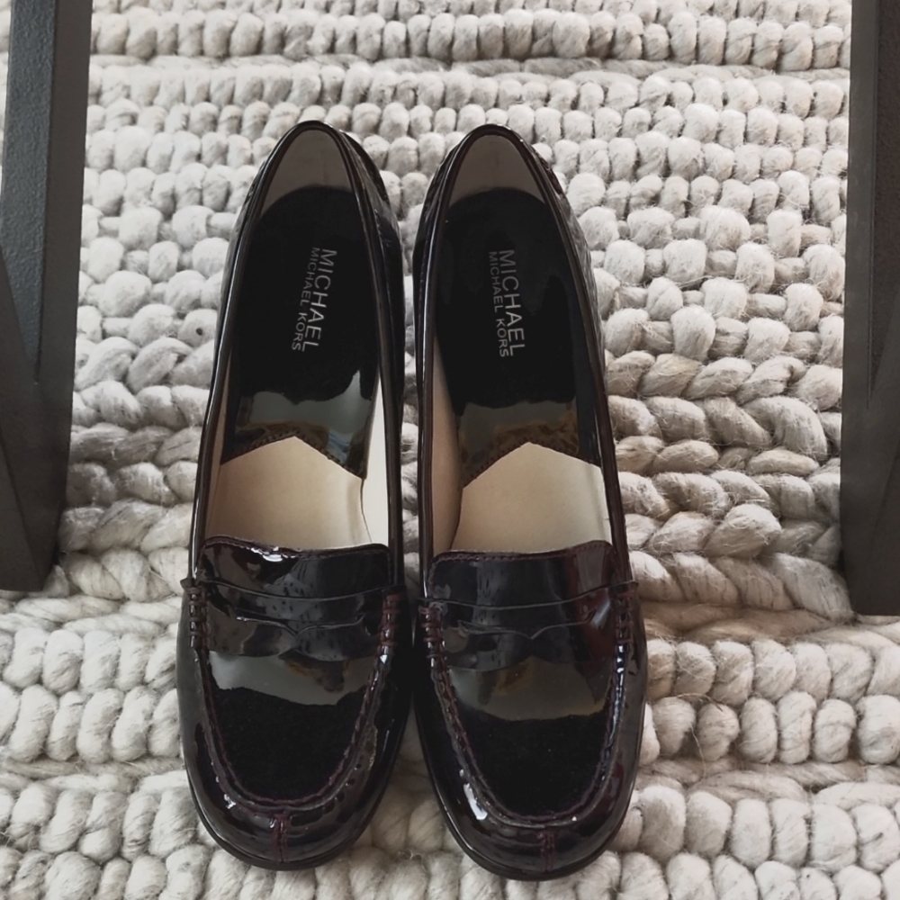Michael Kors metallic red/black pumps